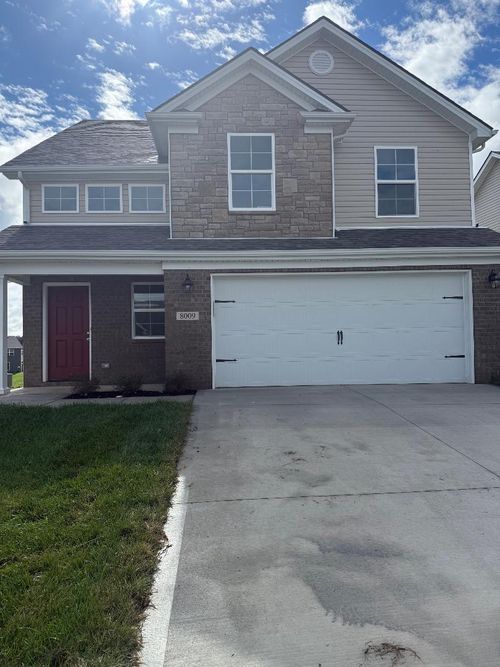 8009 Driftwood Loop, Richmond, KY, 40475-8464 | Card Image