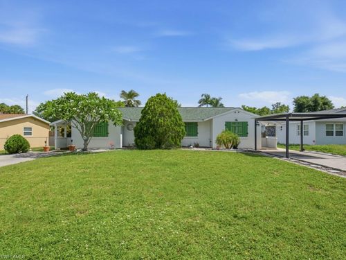 3577 Hibiscus Ave, NAPLES, FL, 34104-4390 | Card Image