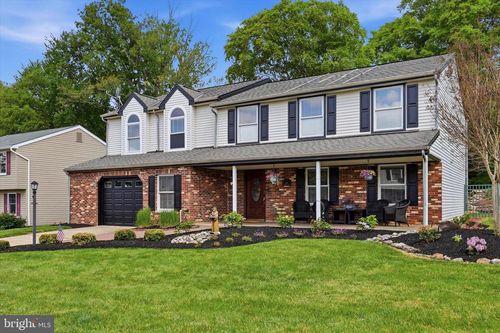 249 Cambridge Dr, Langhorne, PA, 19047-1112 | Card Image
