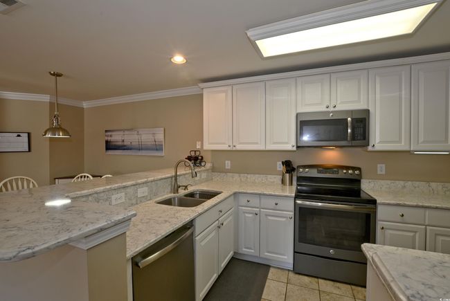 C - 4657 Fringetree Dr, Condo with 3 bedrooms, 2 bathrooms and null parking in Murrells Inlet SC | Image 5