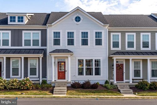 3353 Battery Park Pl, ROCKINGHAM, VA, 22801-3587 | Card Image