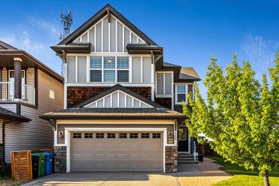 110 Autumn Cir Se, House detached with 4 bedrooms, 3 bathrooms and 4 parking in Calgary AB | Image 1