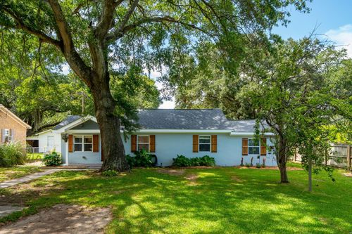 1540 Fort Johnson Rd, Charleston, SC, 29412-8868 | Card Image