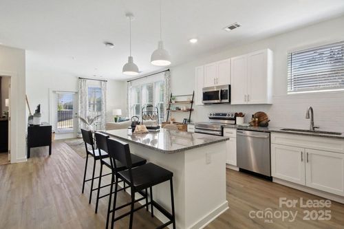 c1-13511 Montoy Way, Charlotte, NC, 28273-4685 | Card Image