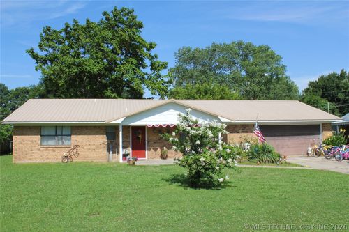 107 S Day Ave, Coalgate, OK, 74538-1211 | Card Image