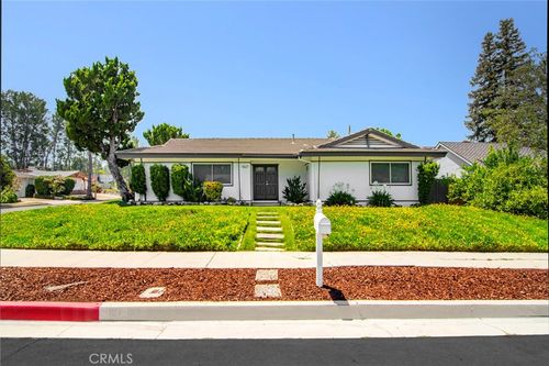 5627 Le Sage, Woodland Hills, CA, 91367 | Card Image