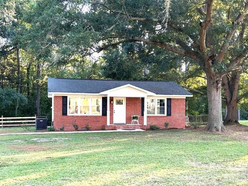 139 Robinhood Rd, Hartsville, SC, 29550-8616 | Card Image