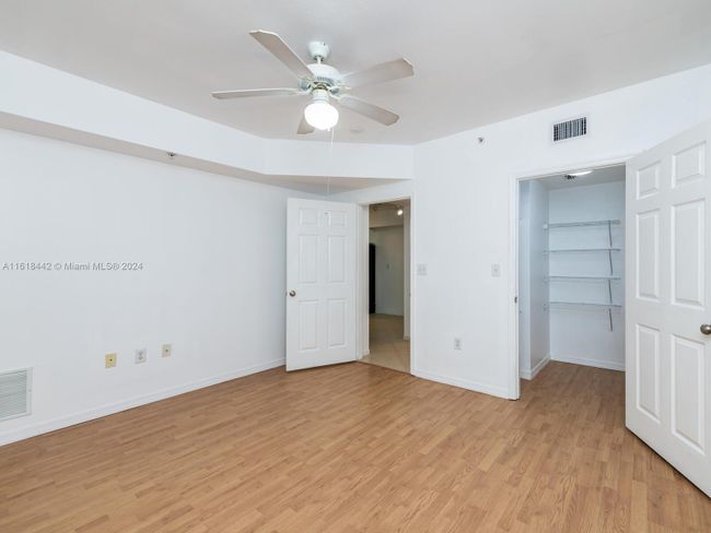 APT-206 - 6492 Emerald Dunes Dr, Condo with 1 bedrooms, 1 bathrooms and null parking in West Palm Beach FL | Image 10