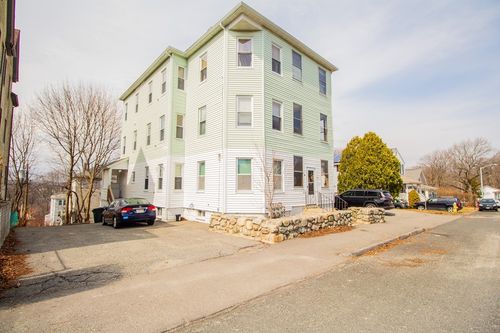 91 Stanton St, Worcester, MA, 01605-3989 | Card Image