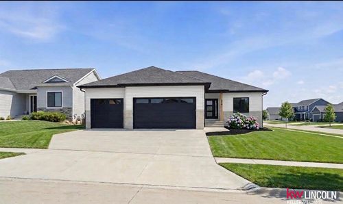 935 W Santa Clara Street, Lincoln, NE, 68523 | Card Image