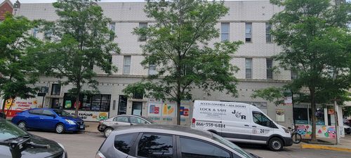 3-3207 N Wilton Ave, Chicago, IL, 60657-2214 | Card Image