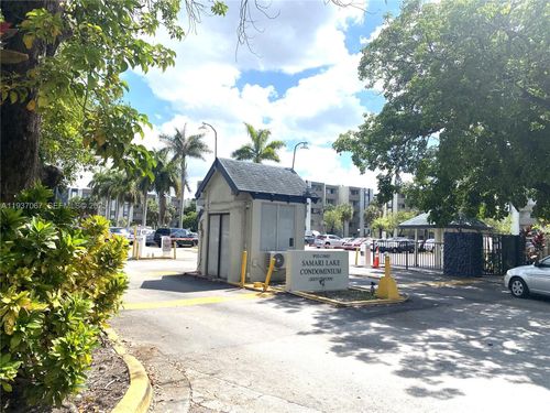 1224-10000 Nw 80th Ct, Hialeah Gardens, FL, 33016-2259 | Card Image