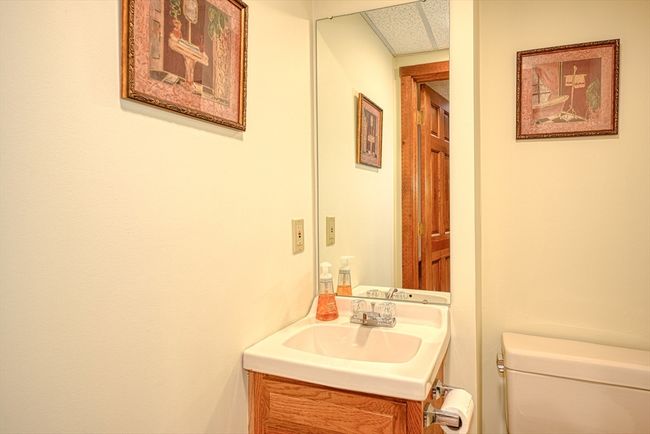 391 Concord Rd, House other with 4 bedrooms, 4 bathrooms and 6 parking in Marlborough MA | Image 33