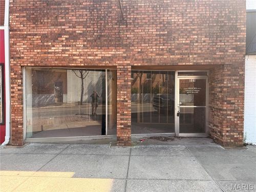 525 Broadway Street, Cape Girardeau, MO, 63701 | Card Image