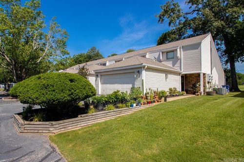 34 Fairway Woods Circle, Maumelle, AR, 72113 | Card Image