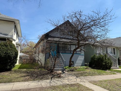 826 S East Ave, Oak Park, IL, 60304-1328 | Card Image