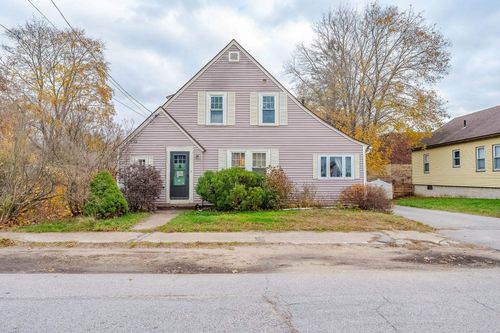 15 Linden St, Rochester, NH, 03867-3116 | Card Image