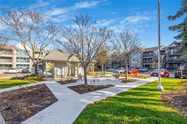 212 - 2030 Cleaver Ave, House attached with 2 bedrooms, 1 bathrooms and 1 parking in Burlington ON | Image 17