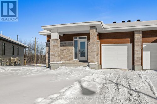 1-1112 Moore St, Brockville, ON, K6V0H2 | Card Image