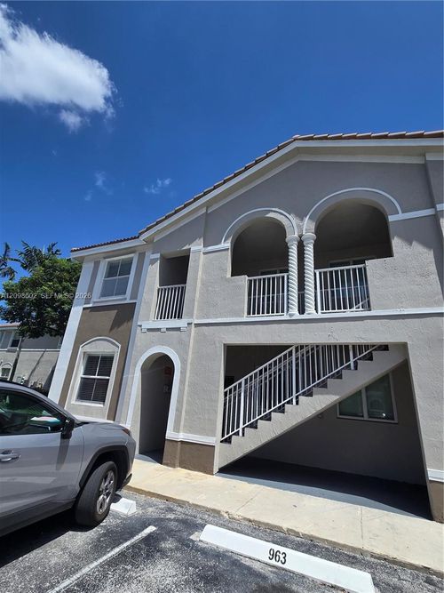 200-1661 Se 29th Ct, Homestead, FL, 33035-2524 | Card Image