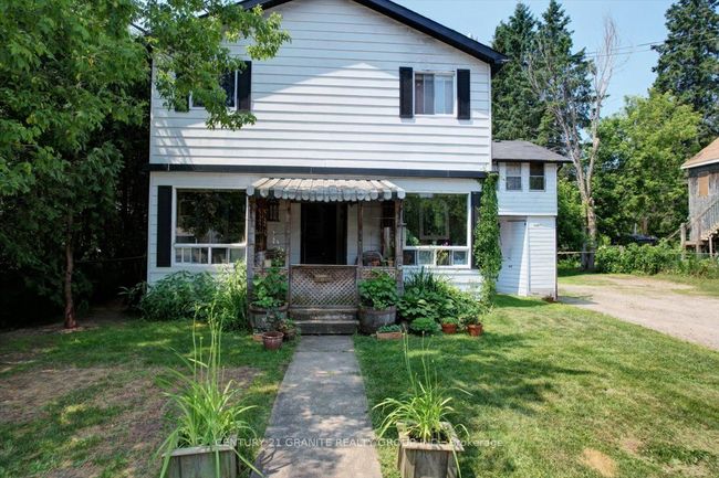2289 Loop Rd, Home with 6 bedrooms, 4 bathrooms and 4 parking in Wilberforce ON | Image 14