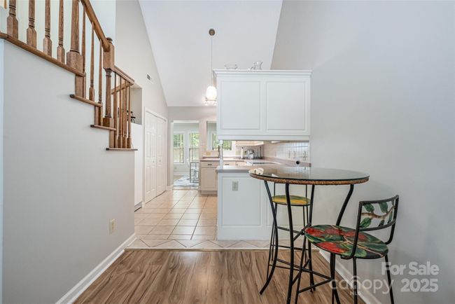Dining area and view to the kitchen | Image 9