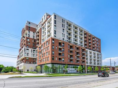 427 - 3100 Keele St, Condo with 2 bedrooms, 2 bathrooms and 1 parking in North York ON | Image 1