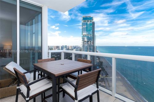 4208-18201 Collins Ave, Sunny Isles Beach, FL, 33160-5147 | Card Image