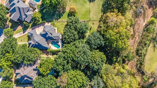 Bird's eye view of a pool | Image 38