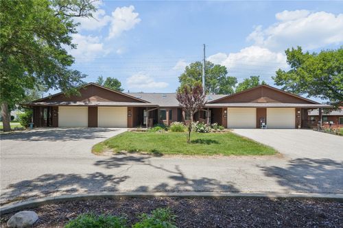 2-140 35th St Drive Se, Cedar Rapids, IA, 52403 | Card Image