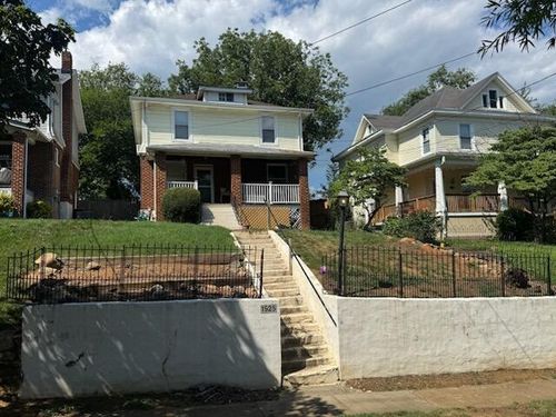 1925 Denniston Ave Sw, Roanoke, VA, 24015-2023 | Card Image