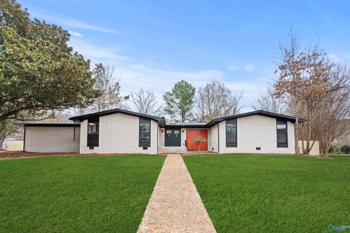 10001 Greenview Dr Se, Huntsville, AL, 35803-1217 | Card Image