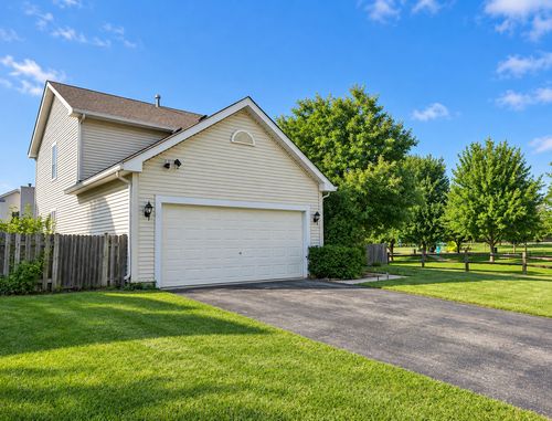 1202 E Greystone Dr, Round Lake Beach, IL, 60073-4183 | Card Image
