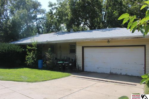 5820 N 78th St, Omaha, NE, 68134-2215 | Card Image