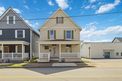 1607 Ligonier St, Latrobe, PA, 15650-2914 | Card Image