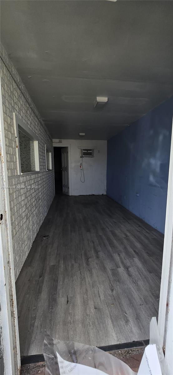 Residential Lease in Hollywood 5