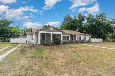 118 S Oak Avenue, House other with 3 bedrooms, 2 bathrooms and null parking in Fort Meade FL | Image 3