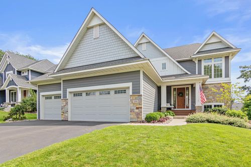 250 Grand Ave, Shoreview, MN, 55126-3006 | Card Image