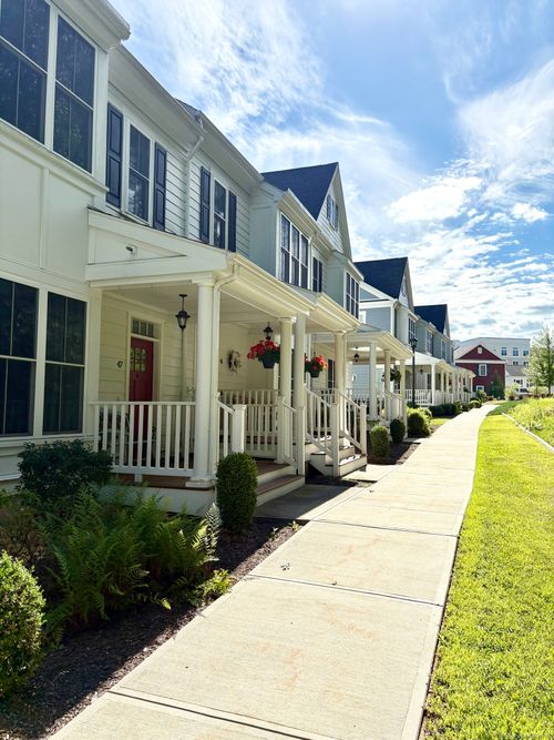 47-47 Sherwood St, Storrs Mansfield, CT, 06268-2290 | Card Image
