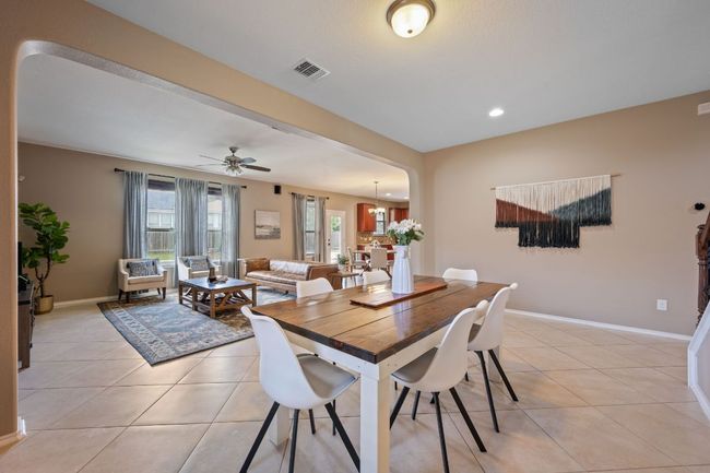 1012 Autumn Sage Way, House other with 4 bedrooms, 3 bathrooms and 4 parking in Pflugerville TX | Image 10