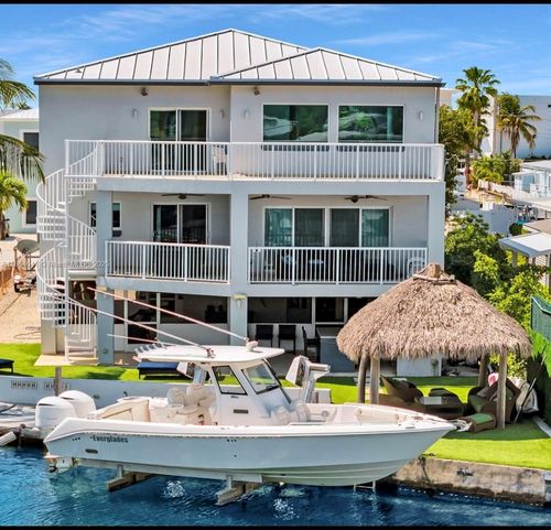 120 Fairwich Ct, Tavernier, FL, 33070-2808 | Card Image