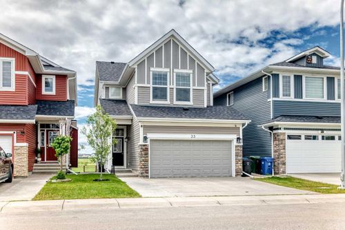 33 Redstone Dr Ne, Calgary, AB, T3N0N2 | Card Image