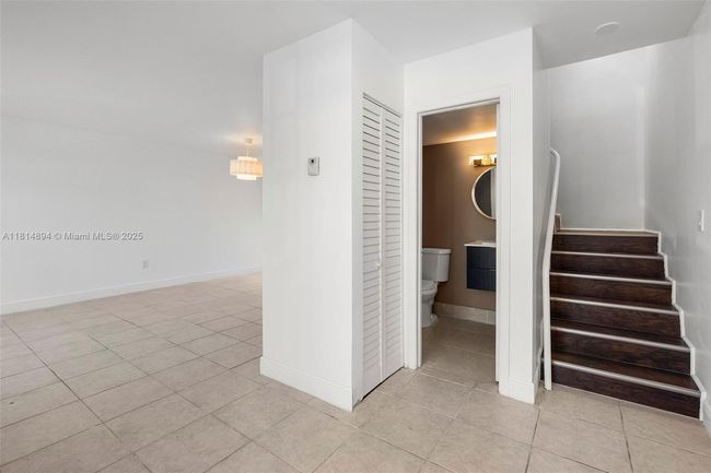 APT-60 - 10350 Sw 154 Th Circle Ct, Condo with 3 bedrooms, 3 bathrooms and null parking in Miami FL | Image 5