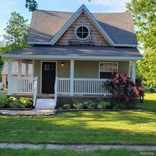 405 Mill St, Capac, MI, 48014-3164 | Card Image