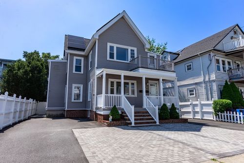 29 Dolphin Ave, Winthrop, MA, 02152-1221 | Card Image
