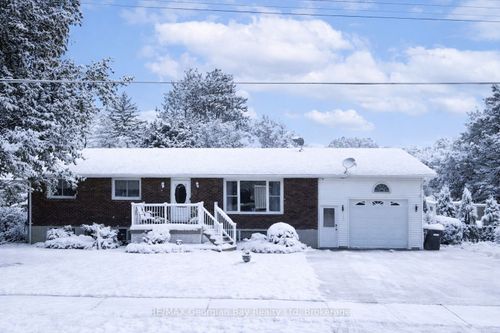 739 Simcoe Ave, Port Mcnicoll, ON, L0K1R0 | Card Image