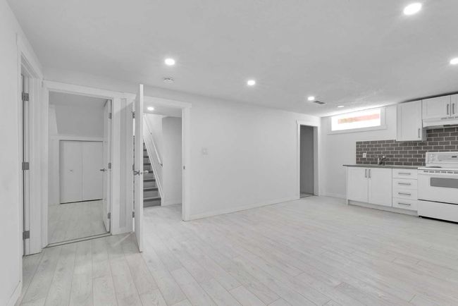 3248 Dovercliffe Rd Se, House other with 5 bedrooms, 2 bathrooms and 2 parking in Calgary AB | Image 26