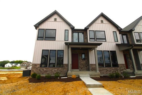29 Wingtip Ct, Saint Peters, MO, 63376-4566 | Card Image