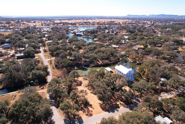 626 Williams Lakeshore, Home with 0 bedrooms, 0 bathrooms and null parking in Kingsland TX | Image 35