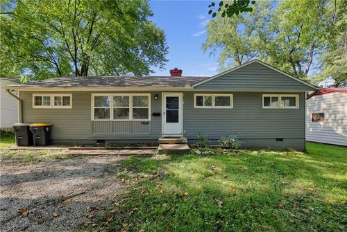 7606 E 112th Ter, Kansas City, MO, 64134-2942 | Card Image